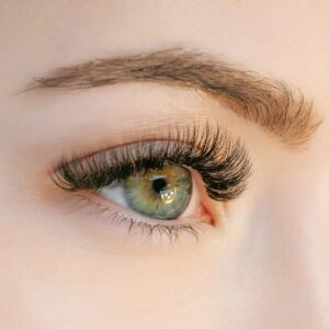 Farve og retning af bryn hos Hotel Viking i Sæby