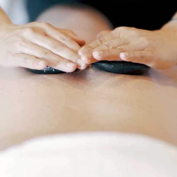 Spa ophold med hotstone massage hos Klinik ViWell