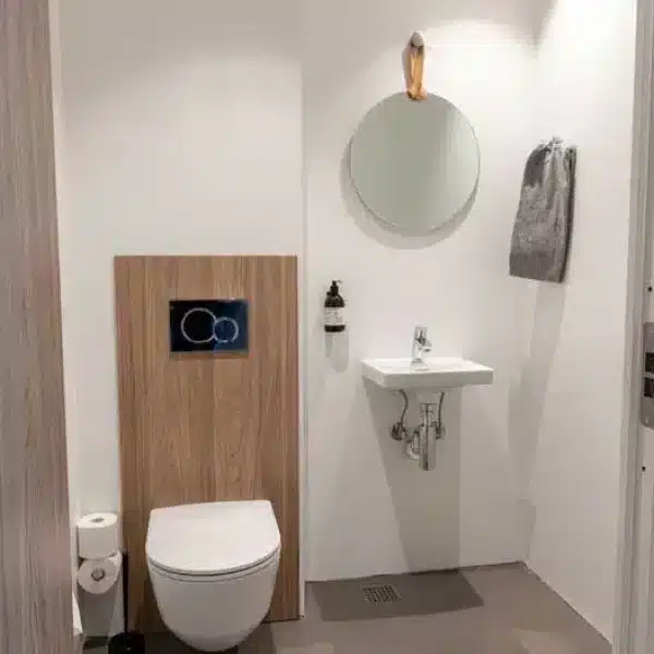 Toilet hos Hotel Viking